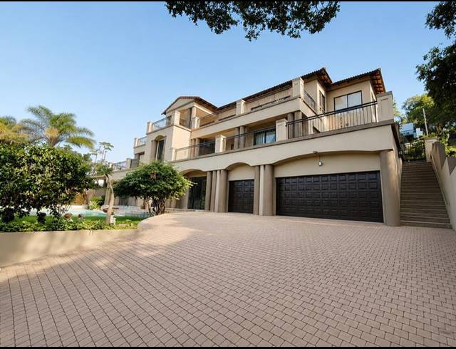 5 BEDROOM HOUSE FOR SALE IN UMHLANGA CENTRAL